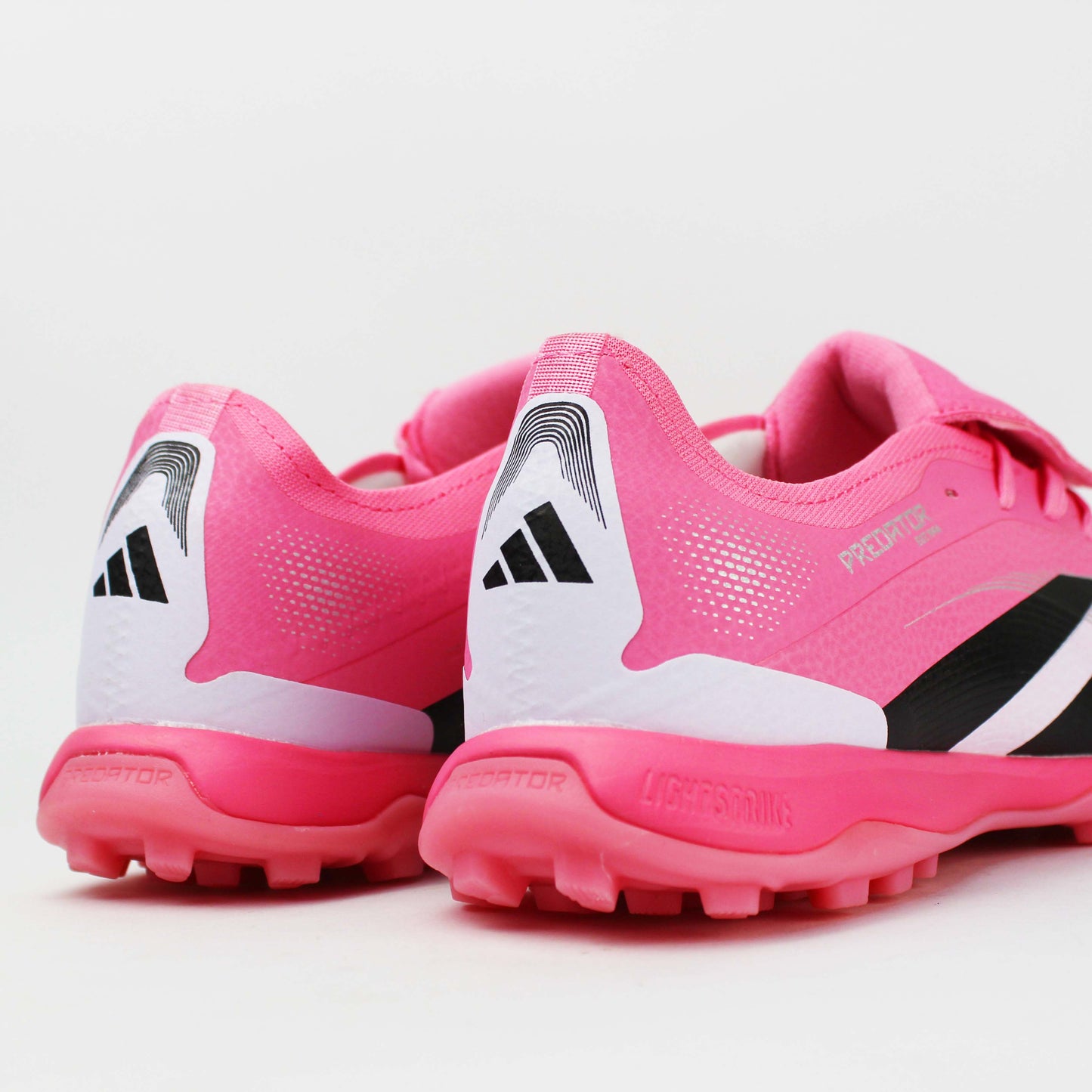 Turf Adidas Predator FoldOver Tongue