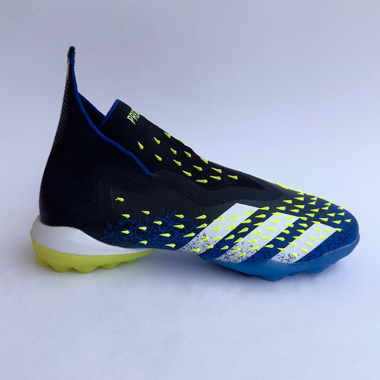Turf Adidas Predator Freak Plus