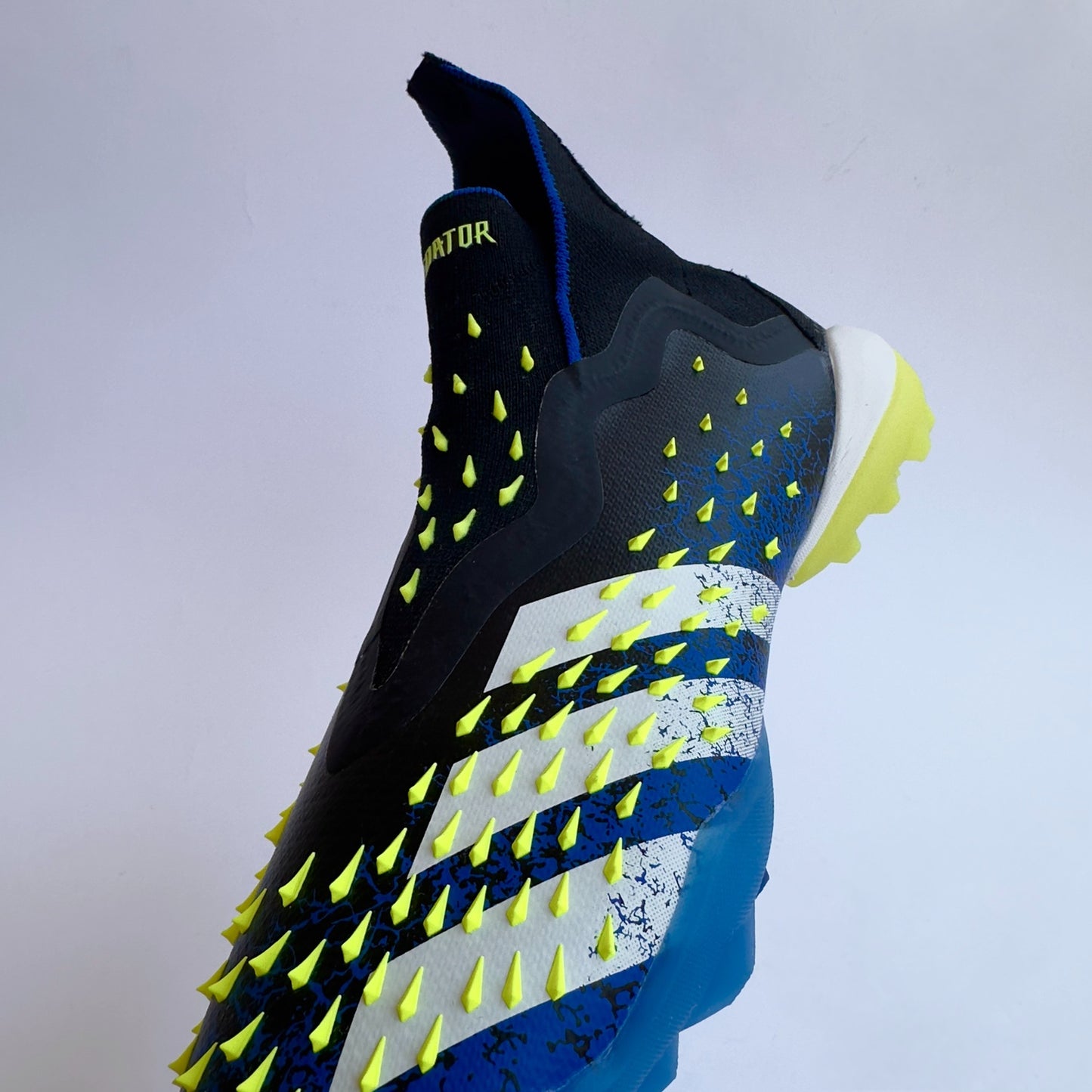 Turf Adidas Predator Freak Plus