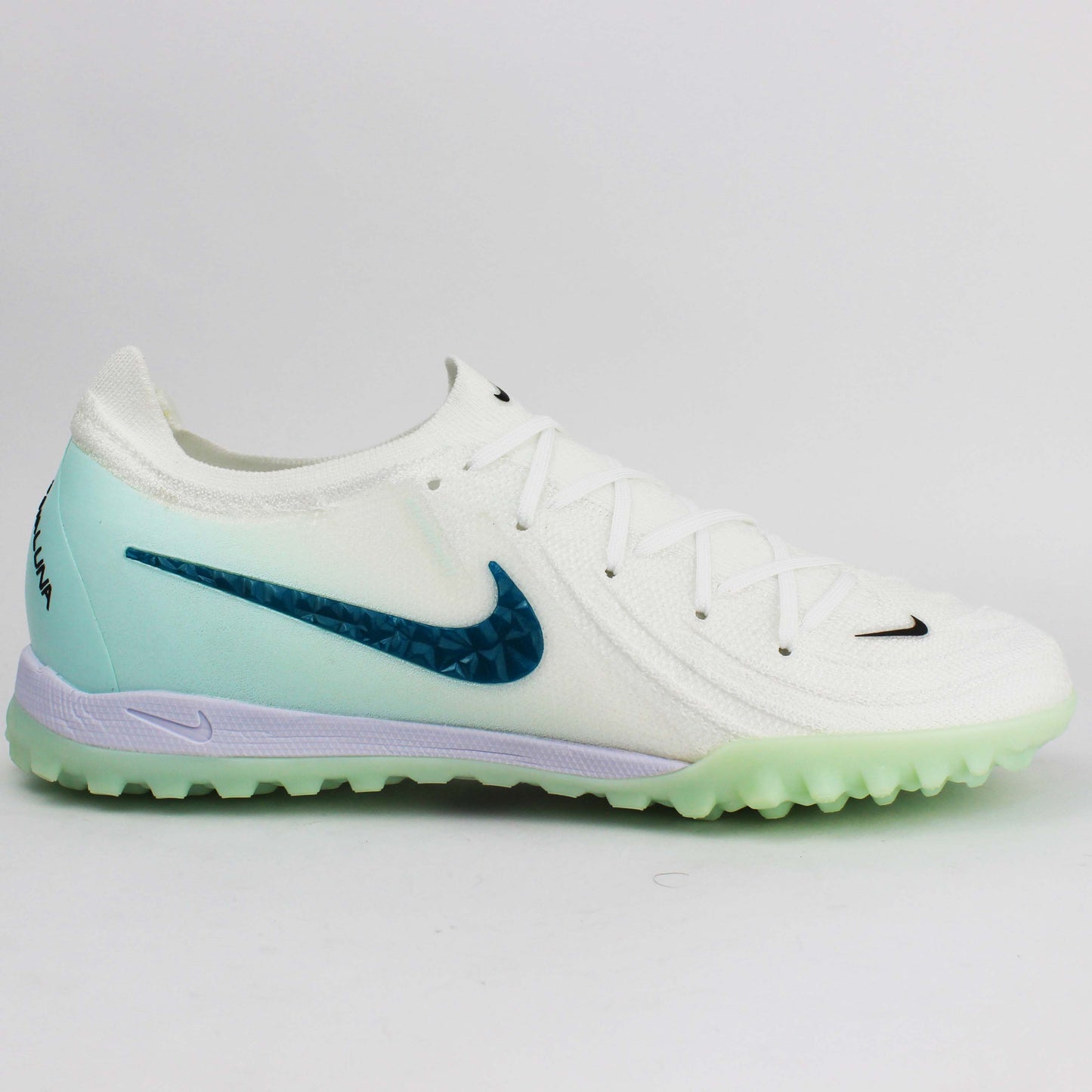 Turf Nike Phantom GX ll Vapor