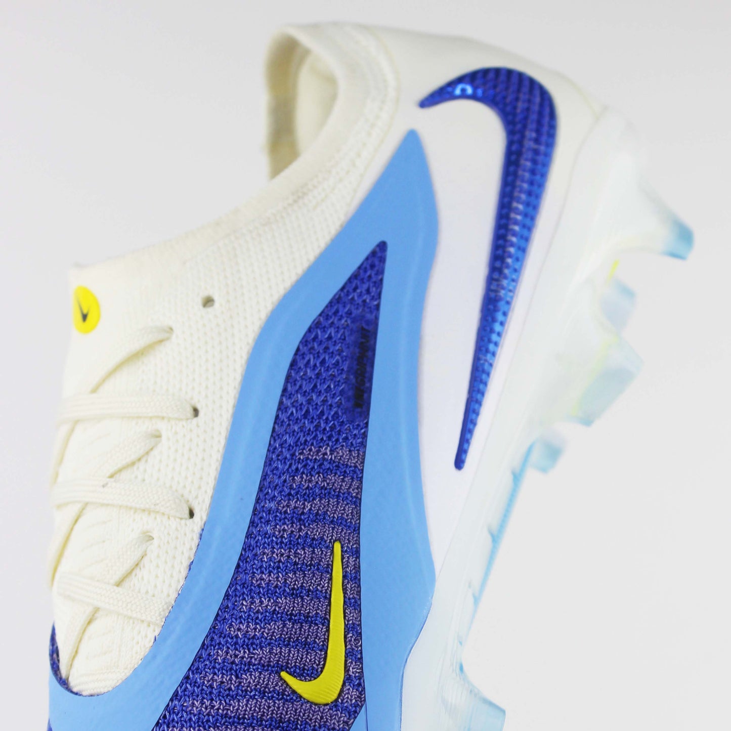 Nike Phantom 6 Low Cut FG