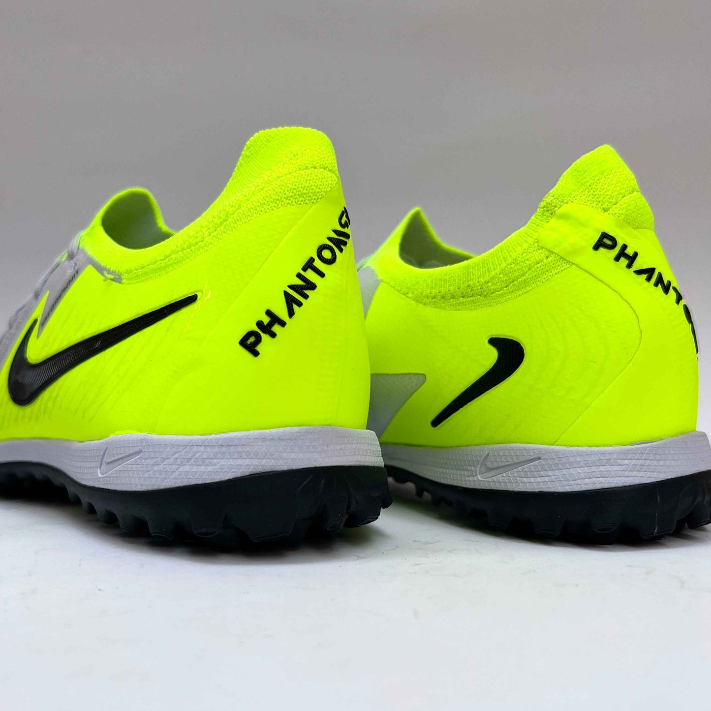 Turf Nike Phantom GX ll Vapor