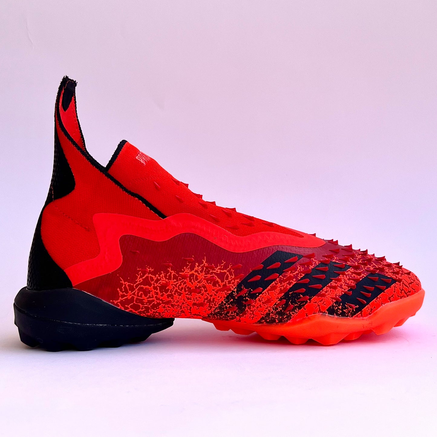 Turf Adidas Predator Freak Plus