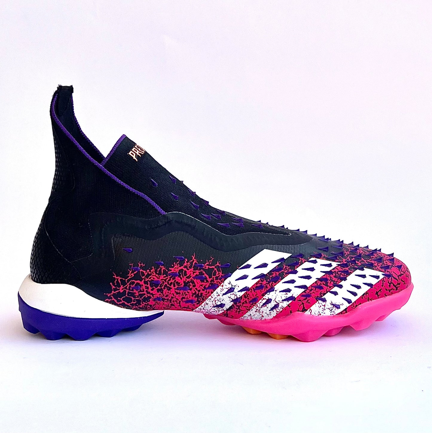 Turf Adidas Predator Freak Plus