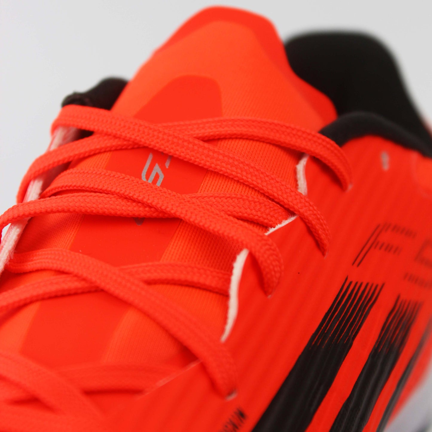 Turf Adidas F50 Laces