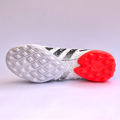 Turf Adidas Predator Freak Plus